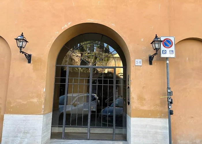 Shabby Studio- Ai Fori Imperiali