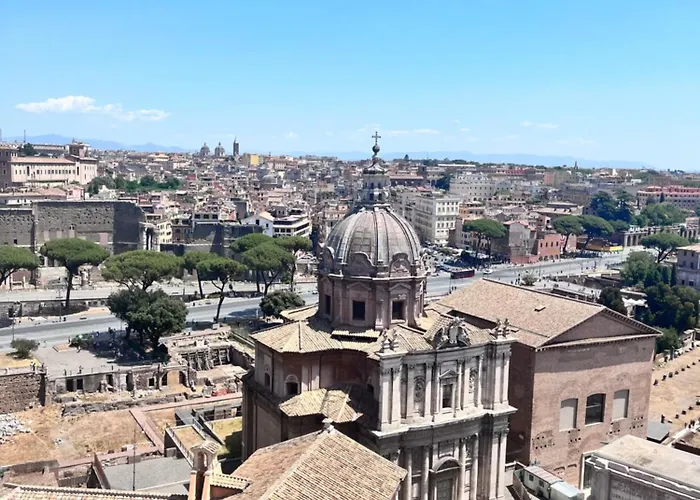 Апартаменты Shabby Studio- Ai Fori Imperiali *